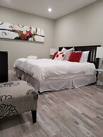 Boardwalk Homes - Executive Guest Rooms & Townhomes