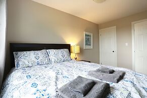 Boardwalk Homes - Executive Guest Rooms & Townhomes