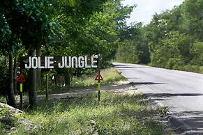 Jolie Jungle Eco Hotel