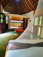 Jolie Jungle Eco Hotel