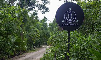 Jolie Jungle Eco Hotel