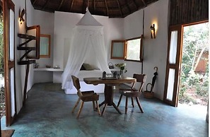 Jolie Jungle Eco Hotel