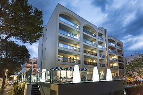 Princess Aparthotel