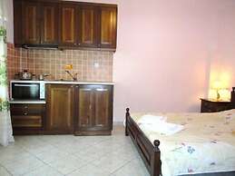 Smile Stella Studios