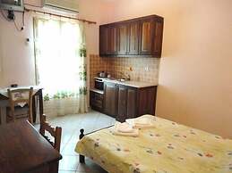 Smile Stella Studios