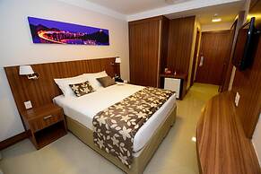 Cricaré Praia Hotel