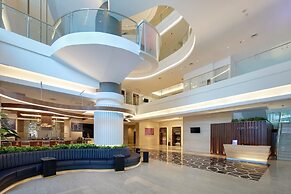 JS Luwansa Hotel and Convention Center