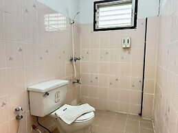 Collection O Khu Mueang near Tha Phae Gate (formerly Lai Thai Guesthou