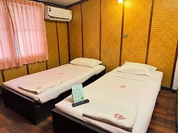 Collection O Khu Mueang near Tha Phae Gate (formerly Lai Thai Guesthou