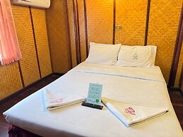 Collection O Khu Mueang near Tha Phae Gate (formerly Lai Thai Guesthou