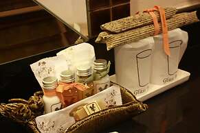 VC@Suanpaak Hotel & Serviced Apartments