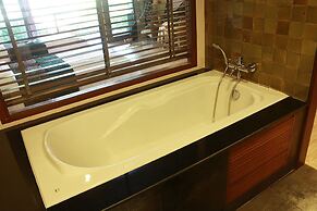 VC@Suanpaak Hotel & Serviced Apartments