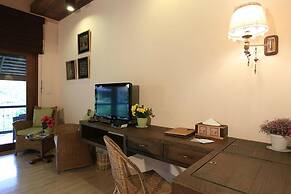 VC@Suanpaak Hotel & Serviced Apartments