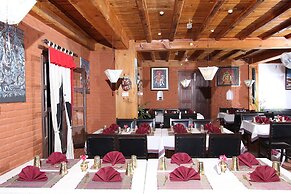 World Heritage Hotel & Aparments