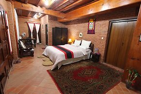 World Heritage Hotel & Aparments