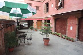 World Heritage Hotel & Aparments