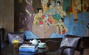 Anoma Boutique House