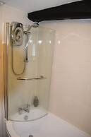 Sweetbriar Cottage B&B and Camping