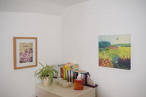 Sweetbriar Cottage B&B and Camping