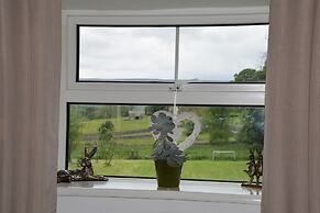 Sweetbriar Cottage B&B and Camping