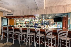 Ramada Plaza by Wyndham Virginia Beach Oceanfront