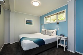 Harbour View Motel and Water Front Apartments