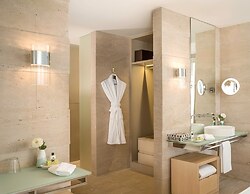 InterContinental Hayman Great Barrier Reef by IHG