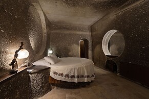 Grand Cave Suites