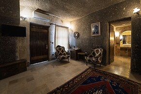 Grand Cave Suites