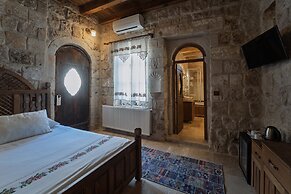 Grand Cave Suites