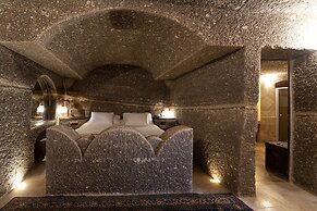 Grand Cave Suites