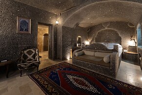 Grand Cave Suites