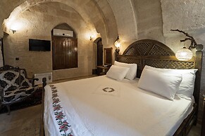 Grand Cave Suites
