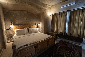 Grand Cave Suites