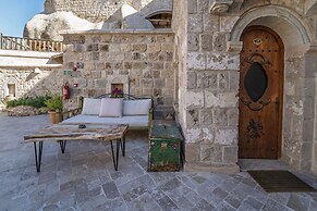 Grand Cave Suites