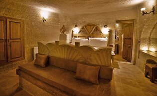 Grand Cave Suites