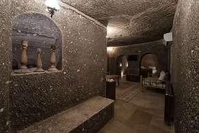 Grand Cave Suites