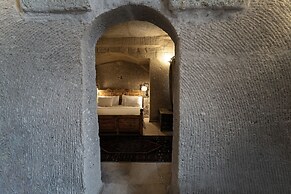 Grand Cave Suites