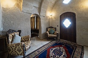 Grand Cave Suites