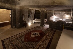 Grand Cave Suites