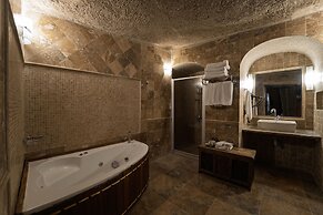Grand Cave Suites