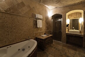 Grand Cave Suites