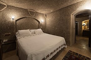 Grand Cave Suites