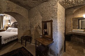 Grand Cave Suites