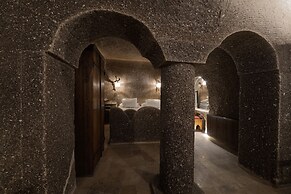 Grand Cave Suites