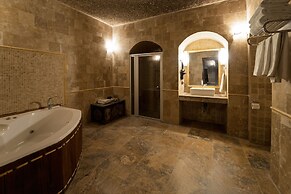 Grand Cave Suites