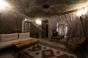 Grand Cave Suites