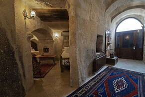 Grand Cave Suites