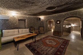 Grand Cave Suites