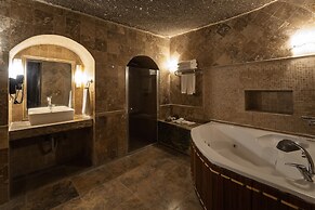 Grand Cave Suites